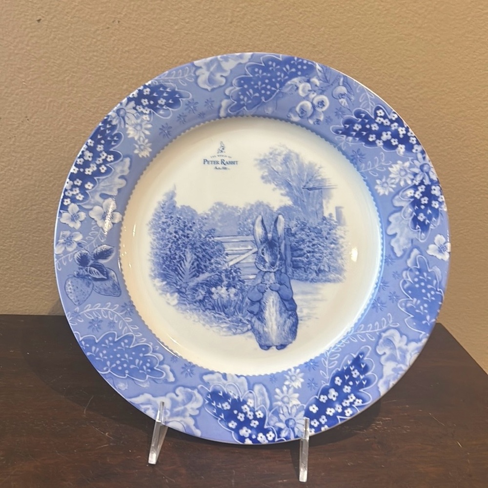 Peter Rabbit Dinner Plates Set Of 2 Easter Beatrix Potter, 10.5 "NEW Blue Toile - Picture 1 of 2